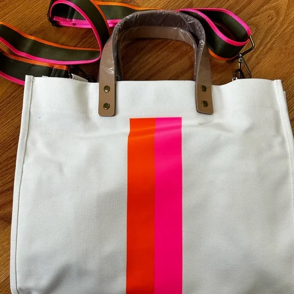 Brand new Bagging Rights TOTE-ALLY bag - Picture 3 of 6